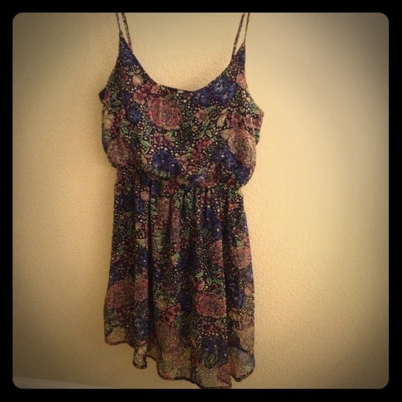 Super cute floral print tunic/dress 👗🌸
