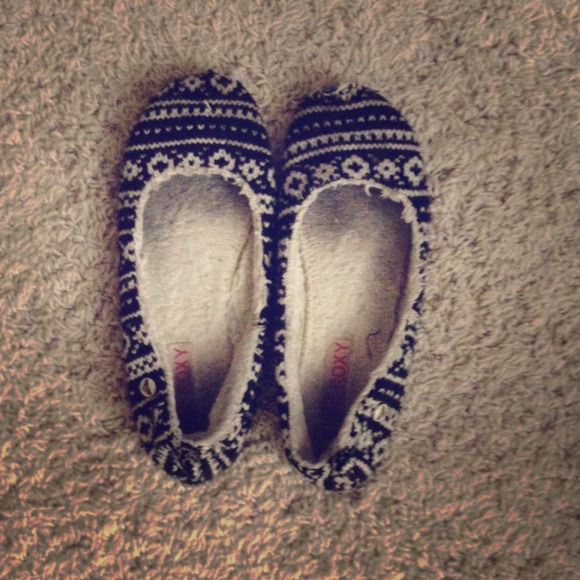 Slippers/shoes!!