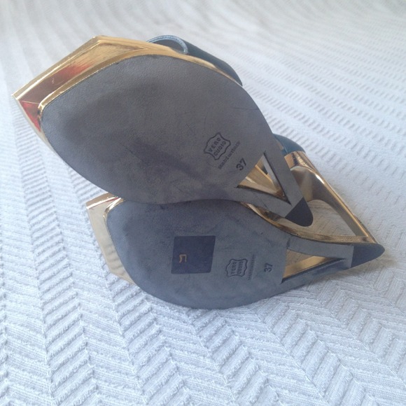 Lanvin Shoes - π 11/9 HP π on SALE!!! BRAND NEW Lanvin Wedges Lanvin Shoes - π 11/9 HP π on SALE!!! BRAND NEW Lanvin Wedges