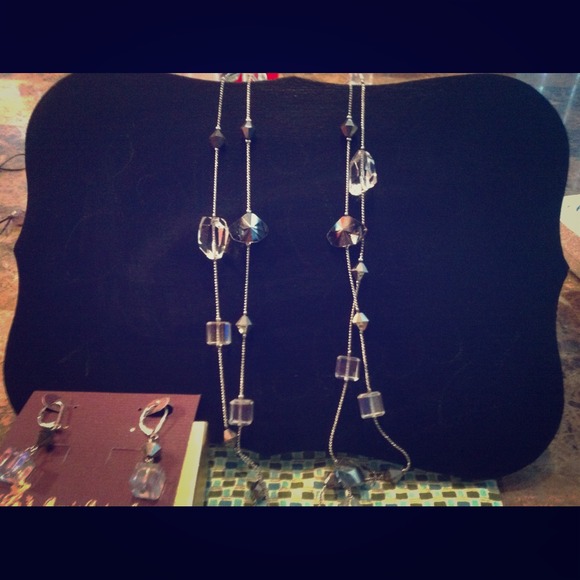 Necklace & Earring set