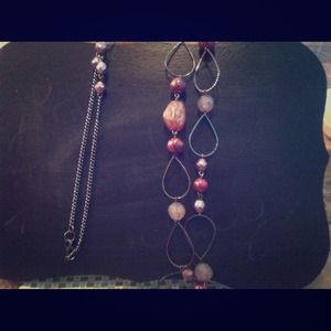 Long necklace (purple)