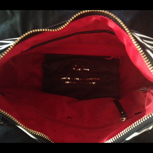 💕Beautiful Kate Spade striped Finley! 💕 - Picture 2 of 4