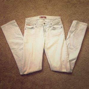 💢donated💢 Light Blue Jeans 👖