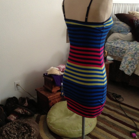 🌝SALE Sexy NWT Color Block Strip Dress - Picture 2 of 4