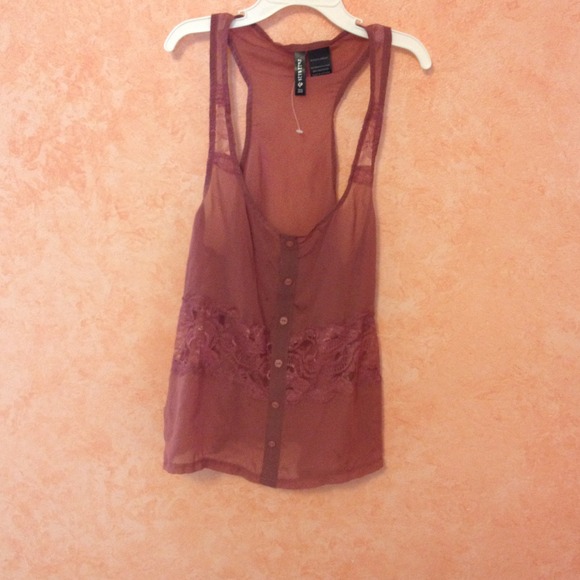 Lace inset tank - Picture 1 of 1
