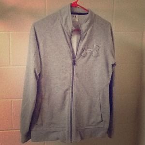 Grey Under Armour Sweatshirt