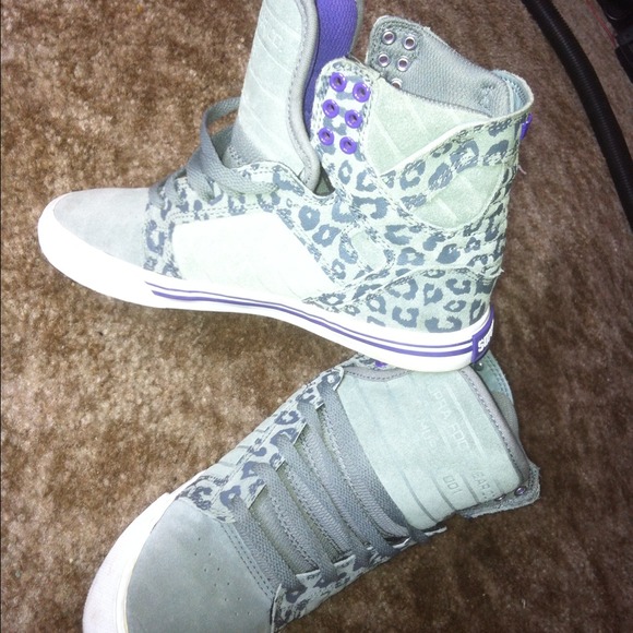 Size 8 girls supra shoes