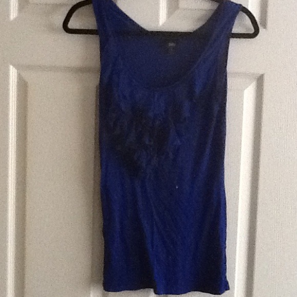 Tank top.