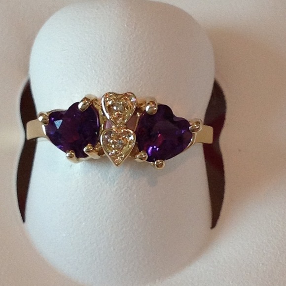 14Kt Heart Shape Amethyst  with Diamond Ring