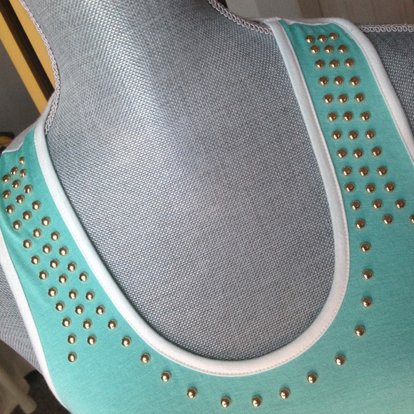 ❌Sold❌super cute top! - Picture 2 of 2