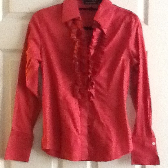 Button up. - Picture 2 of 2