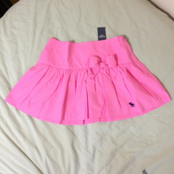 ❌SOLD❌ Abercrombie & Finch: Mckenna Skirt- Pink