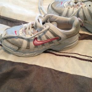 Girls nike sneakers