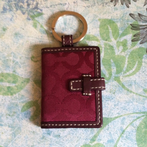 🍒SOLD~~Authentic Coach keychain🍒