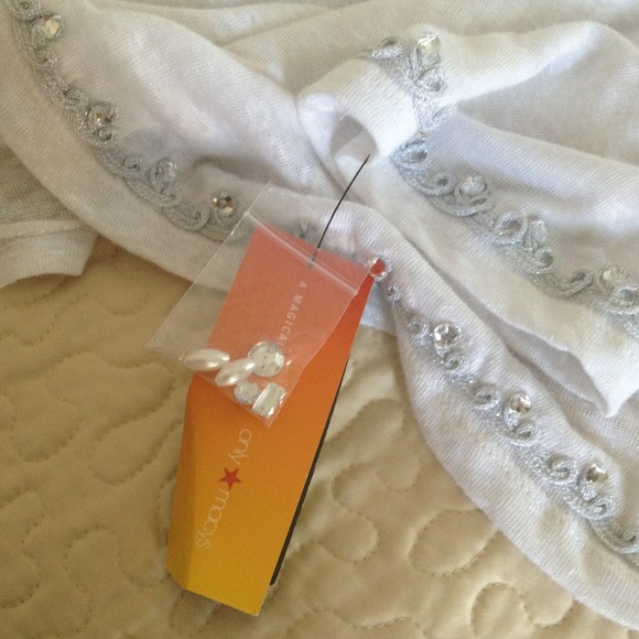 ❌Sold❌INC white tunic.✨ - Picture 4 of 4