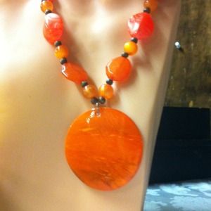 MATCHING ORANGE/BROWN NECKLACE N EARRINGS