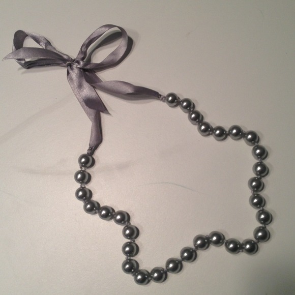 Silver lace and pearl necklace/bracelet