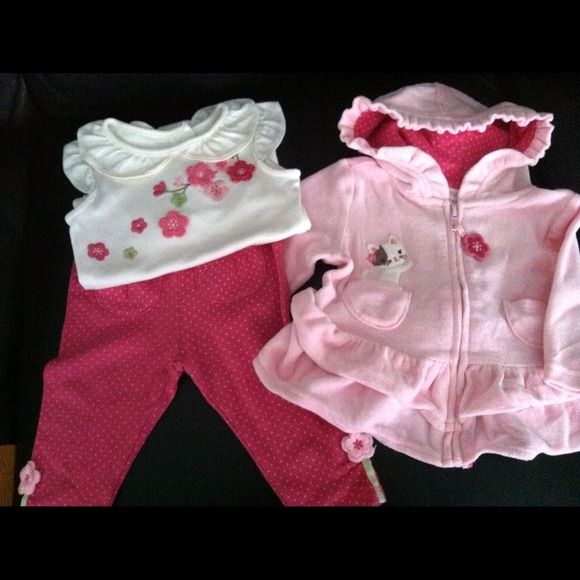 SOLD❌Gymboree Baby girl 3 piece set