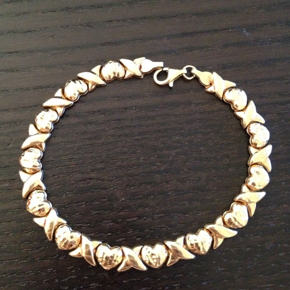 10kt heart bracelet RESERVED.