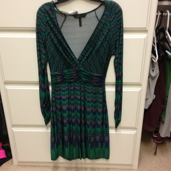 V neck BCBG dress