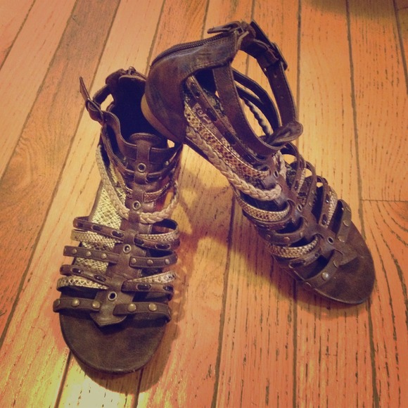 Decree Shoes - ⛔️BUNDLED⛔️Gladiator Sandals