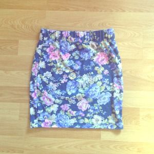 Floral bandage skirt 🌸🌺🌸🌺