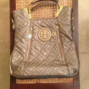 Beautiful Tory Burch inspired handbag