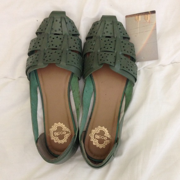 SOLD Ecote cutout Huarache Sandals