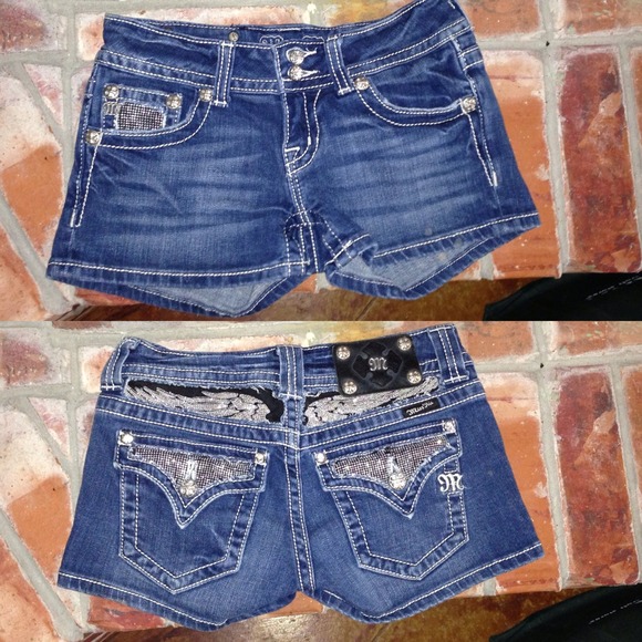 🔴 SOLD 🔴 Miss Me Denim Shorts