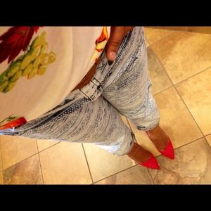 🚫🕓RESERVED🕓🚫Zara Heels Strawberry Pink 🍓