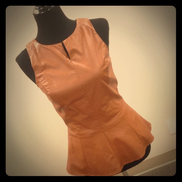 Piperlime Tops - Faux leather peplum top!