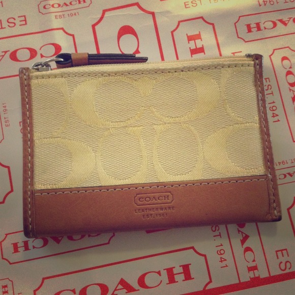 Coach card holder 🌺