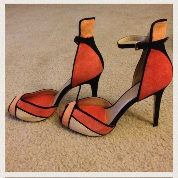Zara coral color-block shoes