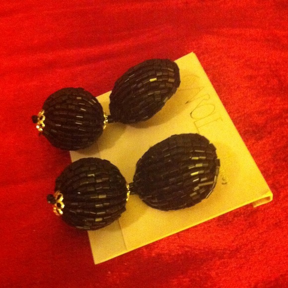 NWOT! Black Beaded Evening Earrings - Picture 3 of 3
