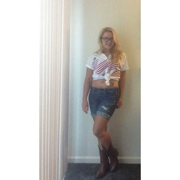 🚫SOLD🚫 Vintage American button-up - Picture 3 of 3