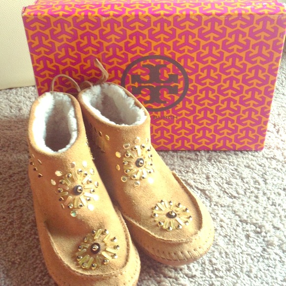 Tory Burch zuzu flat bootie