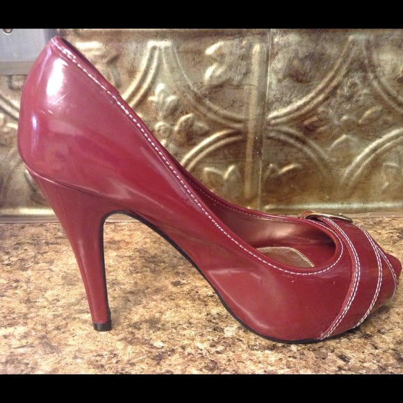 Charlotte Russe Pumps