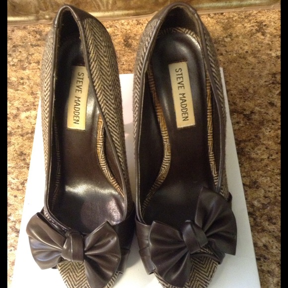 Steve Madden Pumps
