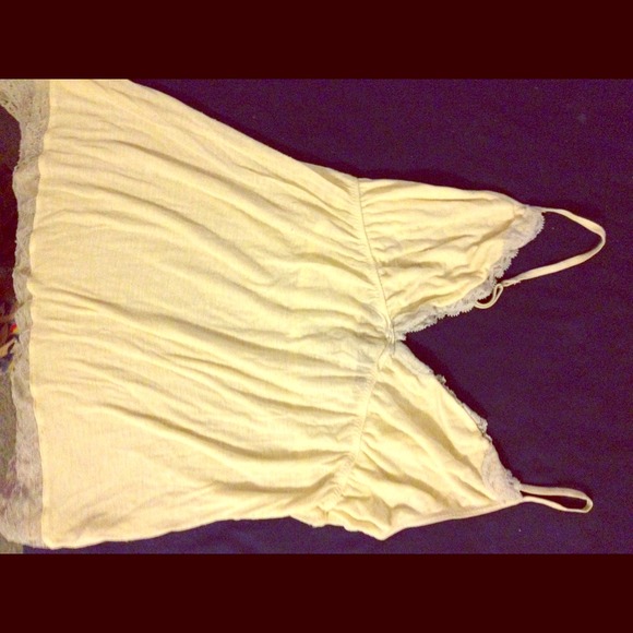 VS light yellow PJ top