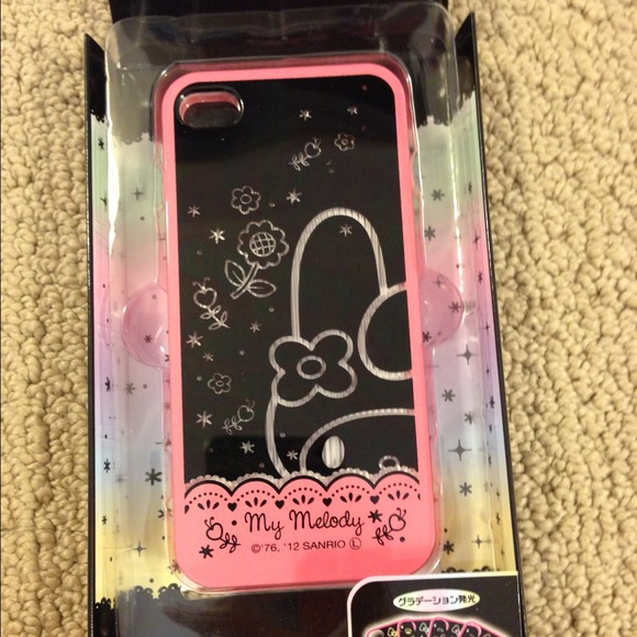 Brand new Sanrio Character FLASH Jacket iPhone4/4s - Picture 2 of 3