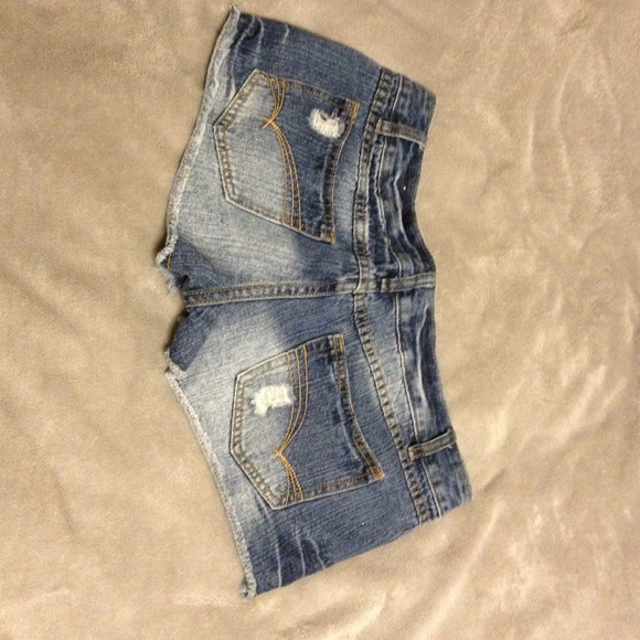 Shorts - Picture 2 of 2