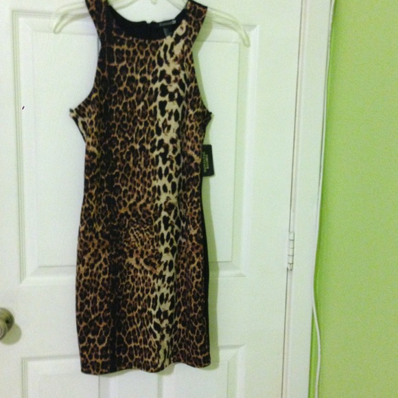 Forever 21 leopard print dress (black back) - Picture 2 of 3