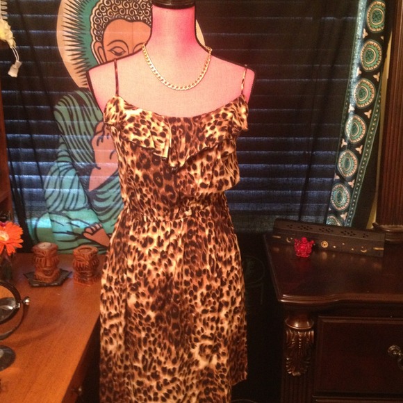 Adorable cheetah dress 🐆 - Picture 1 of 4