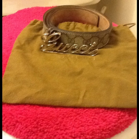 100% Authentic Gucci Scripted belt