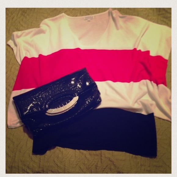 Color block sweater - Picture 3 of 3