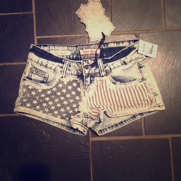 Charlotte russe nwt vintage american flag shorts