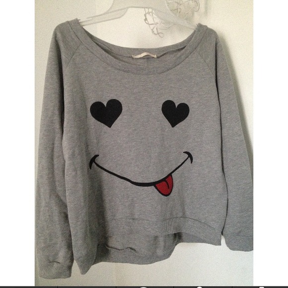 Gray Long Sleeve Crop Top (: :p💕 - Picture 4 of 4