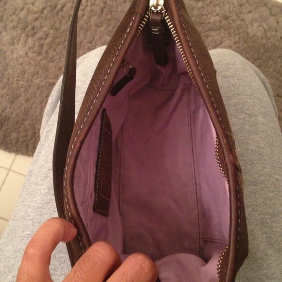 Coach Bag - Picture 3 of 4