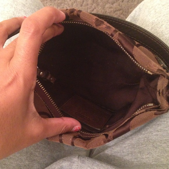 Coach Bag - Picture 3 of 4