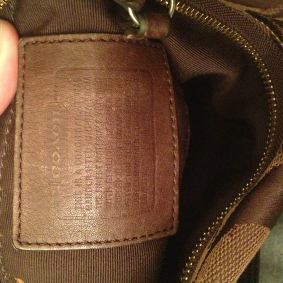 Coach Bag - Picture 4 of 4